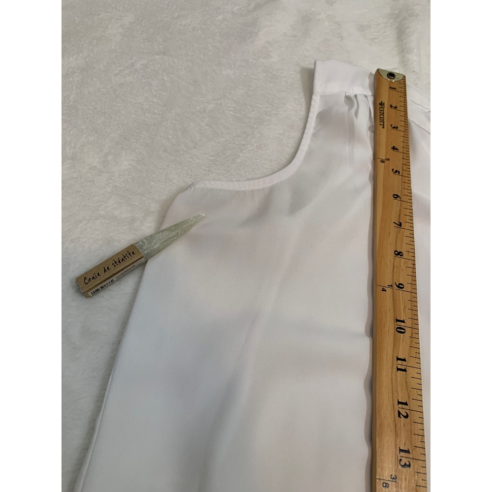 NYDJ Sleeveless Blouse Women Large White V-Neck Pleated Shoulder Shell Top - Picture 11 of 11